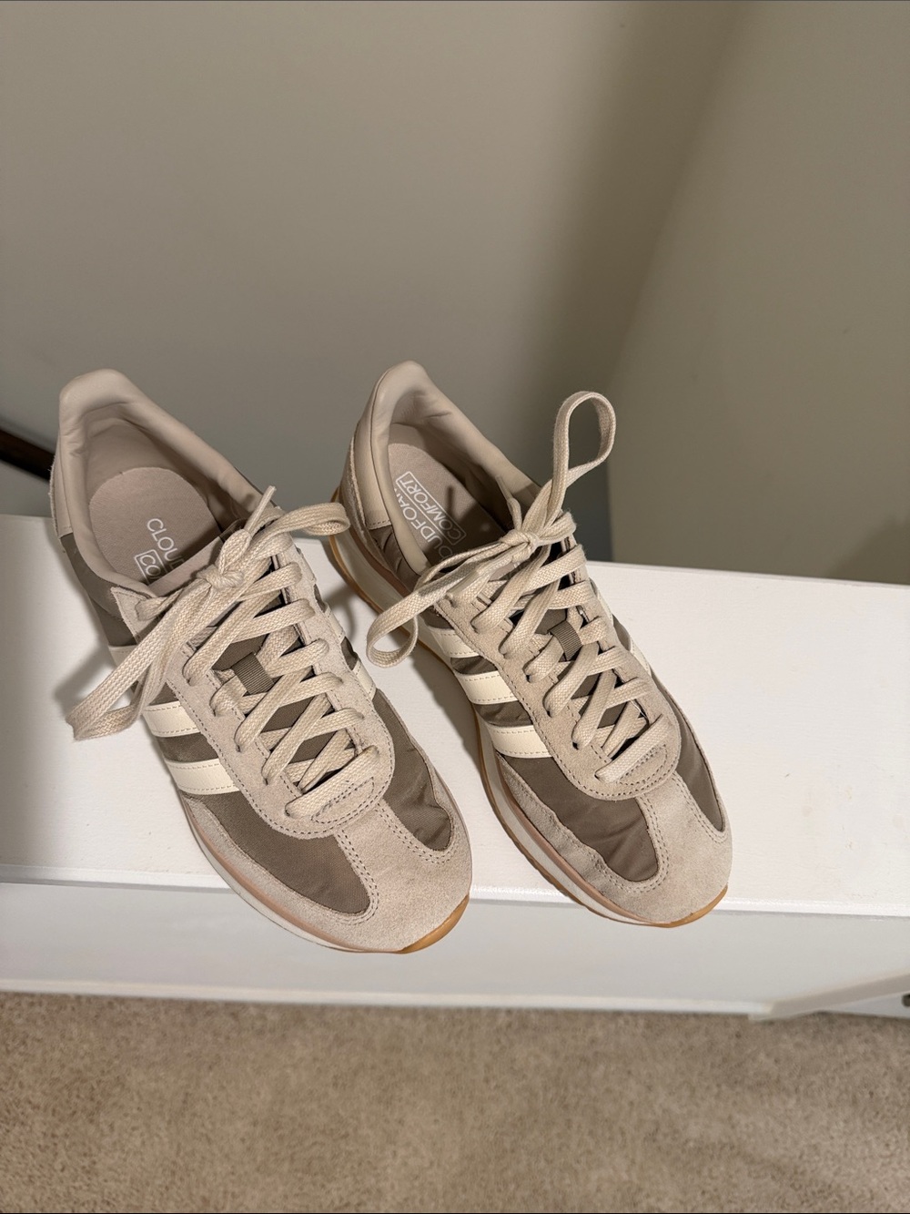 ADIDAS Beige Retro Runner Sneakers - Women's